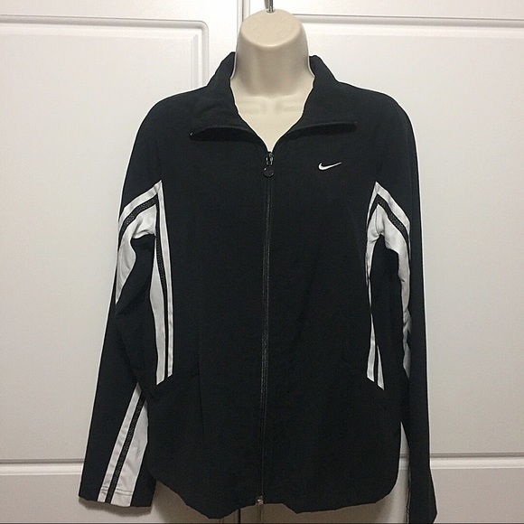 Nike Black & White Jacket - Picture 8 of 8